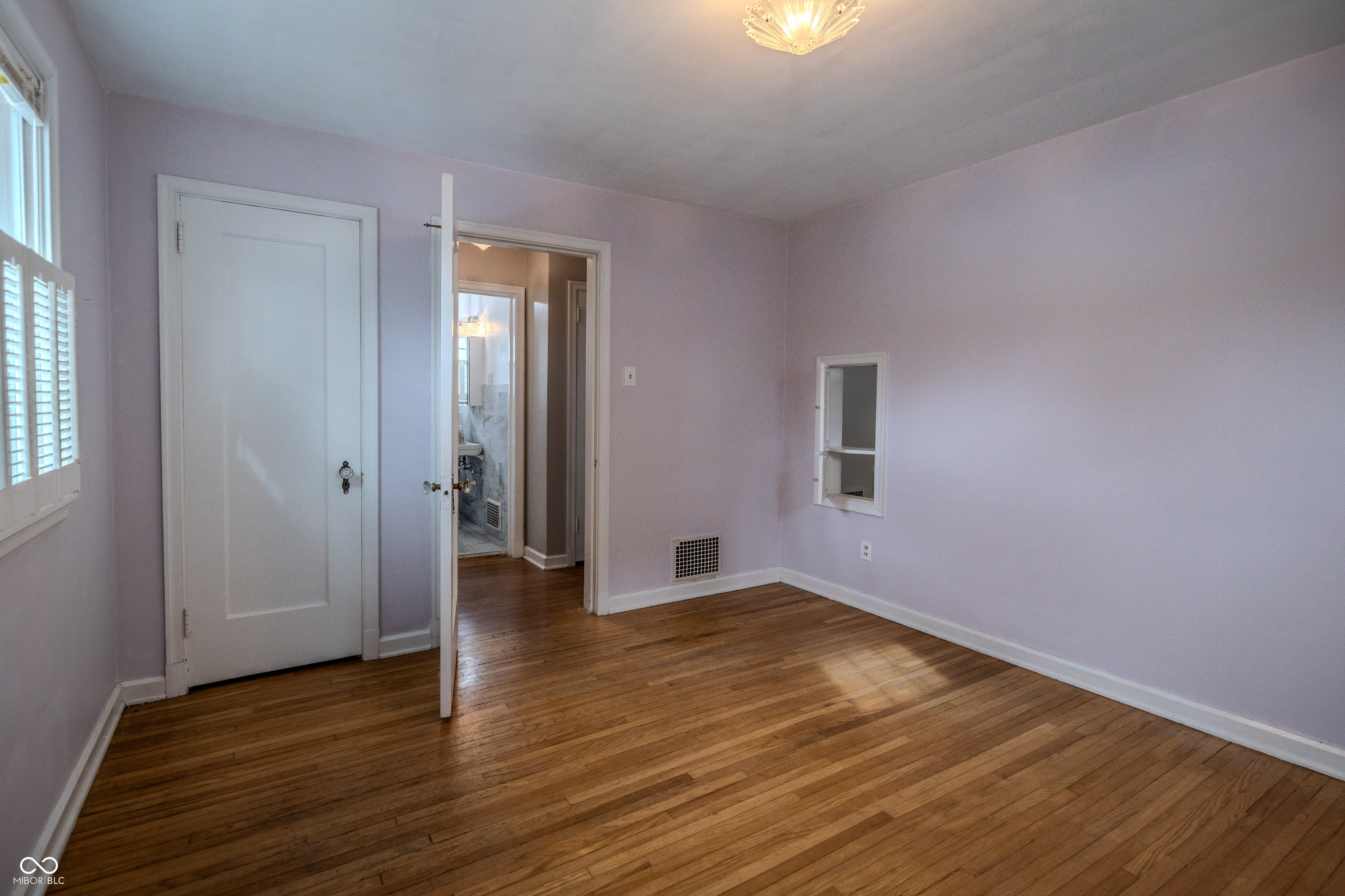 5954 Ralston Avenue Indianapolis, IN 46220 - Photo 11 of 27