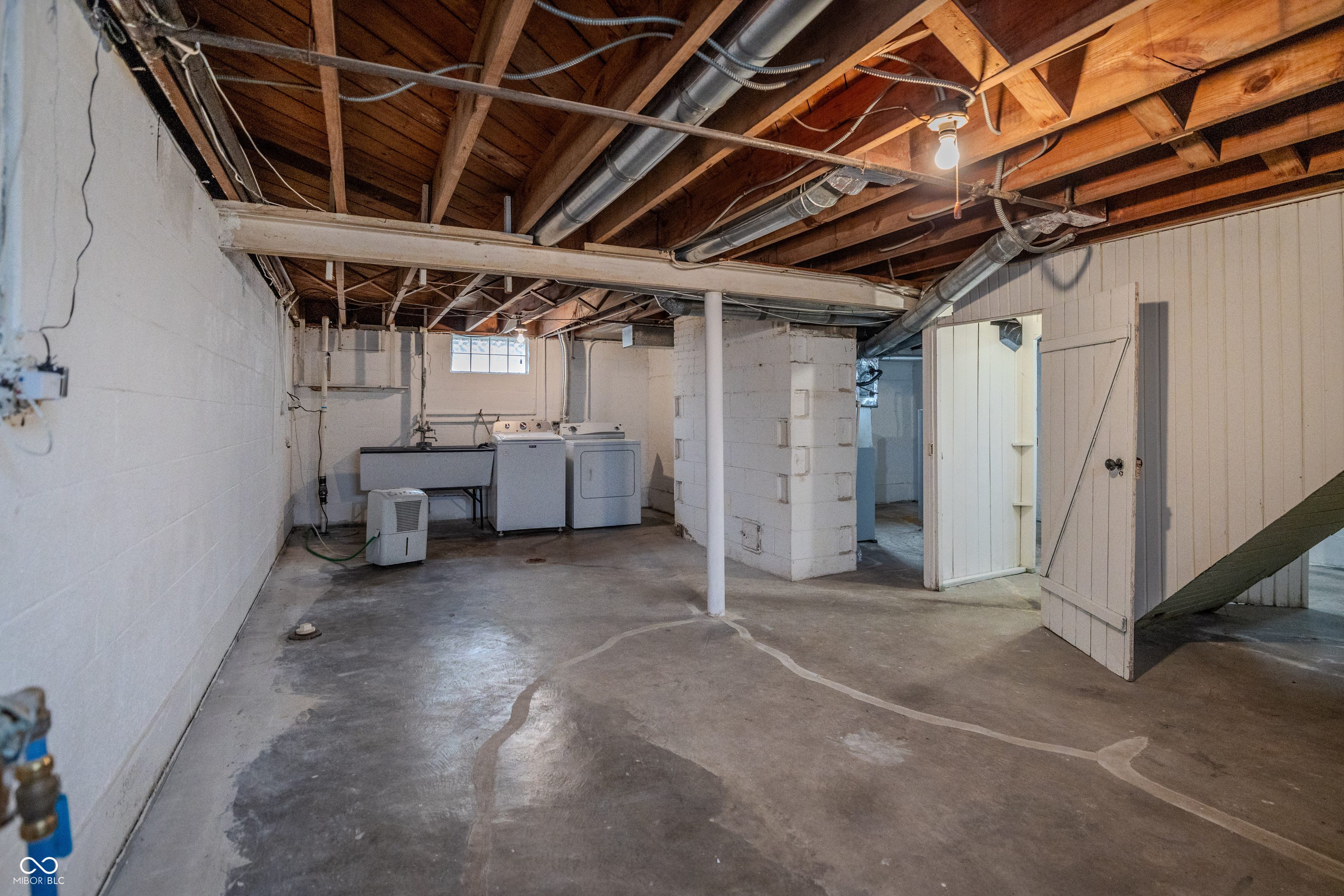 5954 Ralston Avenue Indianapolis, IN 46220 - Photo 16 of 27