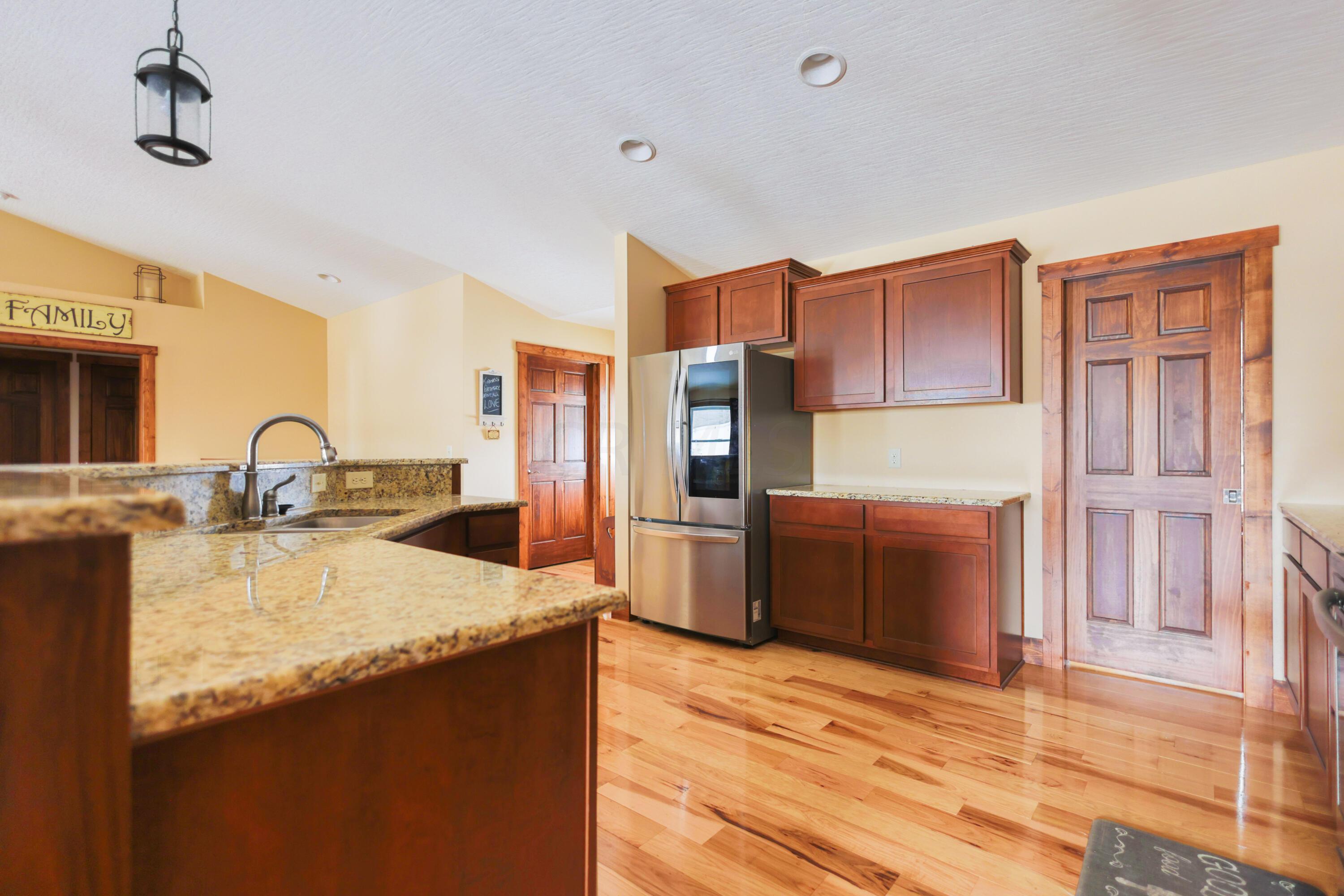 14734 South Perry Road Laurelville, OH 43135 - Photo 10 of 25 8. Kitchen(2)