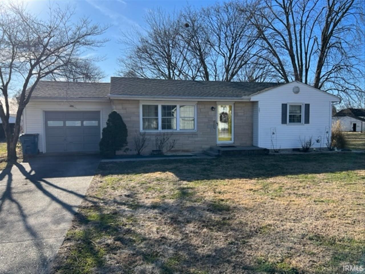 307 3rd Street Oaktown, IN 47561 - Photo 3 of 36