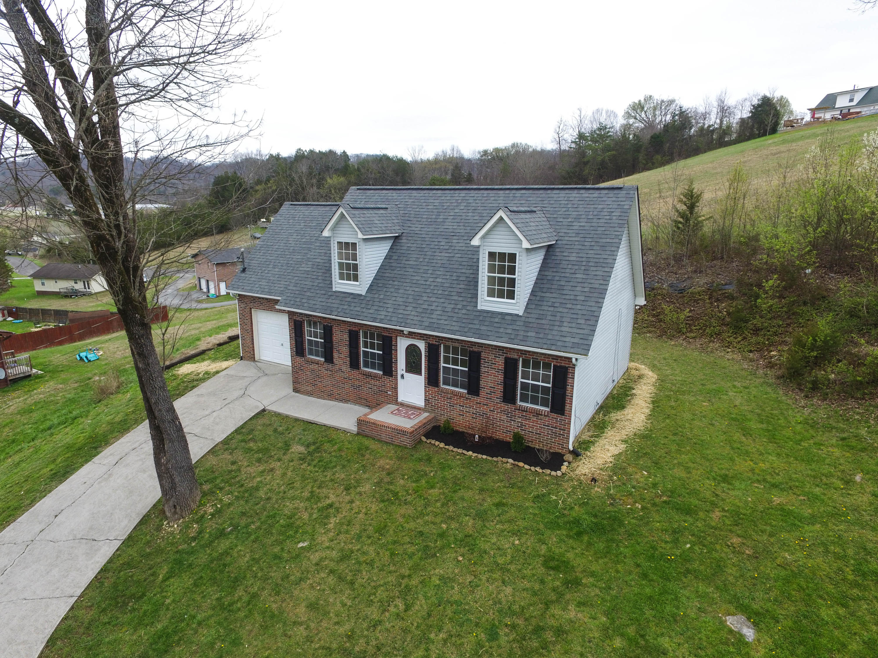 173 Cross Creek Road Maynardville, TN 37807 - Photo 3 of 27 DJI_0393