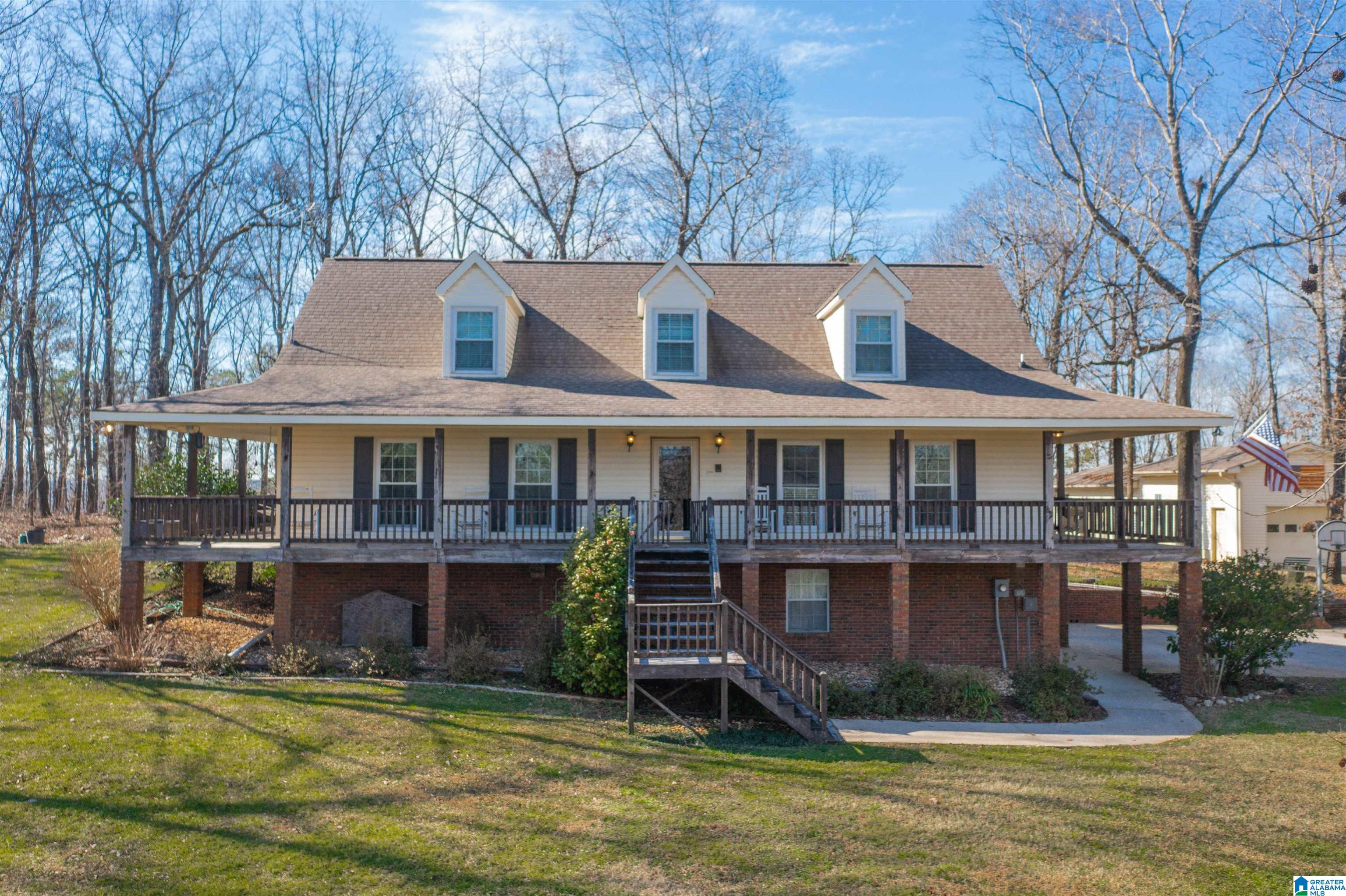 136 Chestnut Drive Alabaster, AL 35007 - Photo 2 of 46