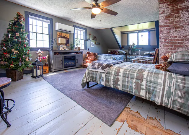 $999,500 | 2103 Highway 1, Sullivan, ME 04664