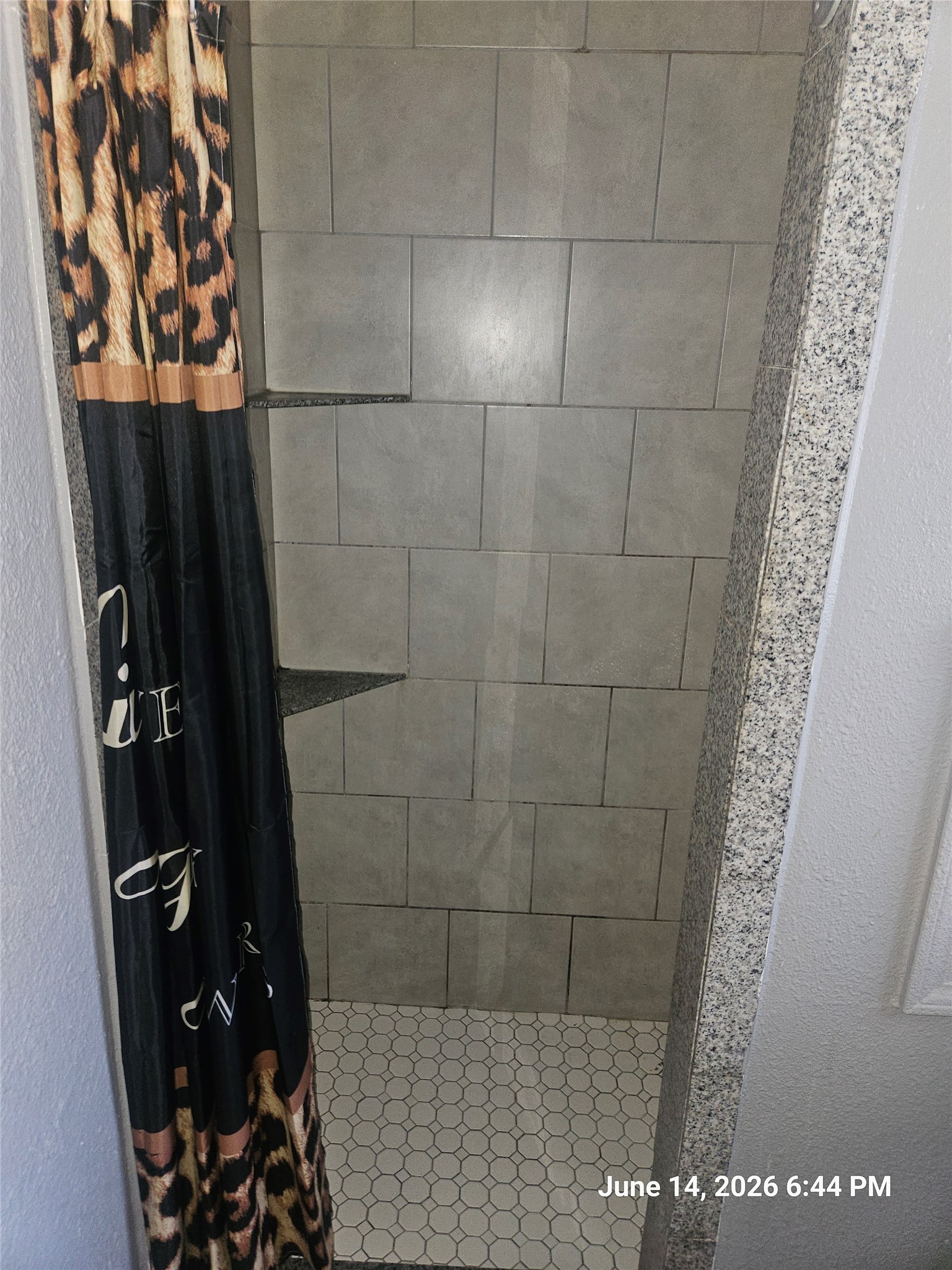 1534 Tarberry Road Houston, TX 77088 - Photo 12 of 16