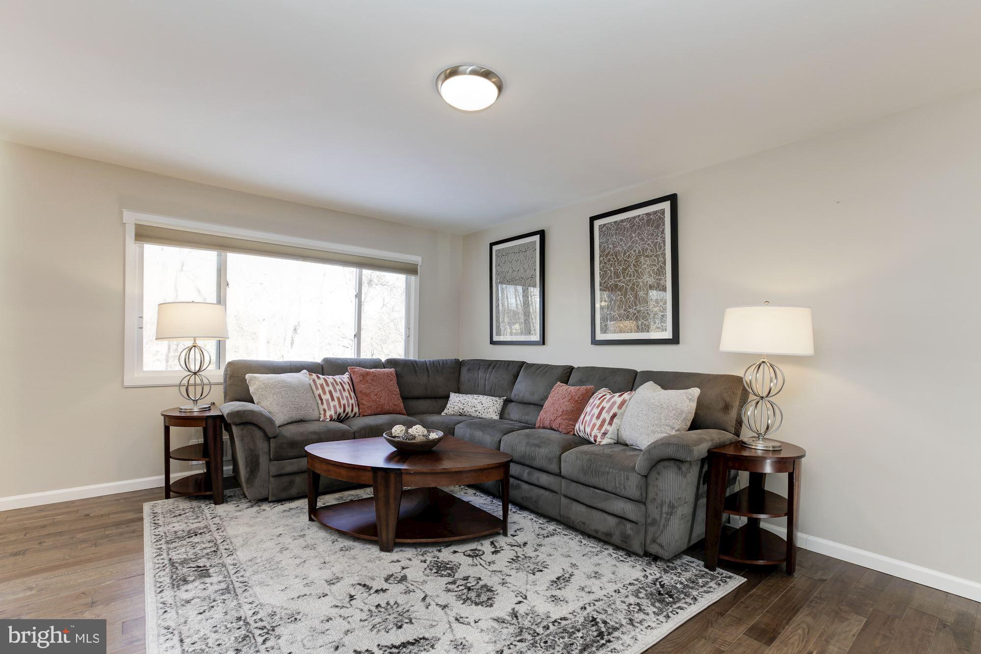 6904 Redmiles Road Laurel, MD 20707 - Photo 3 of 23 Living room
