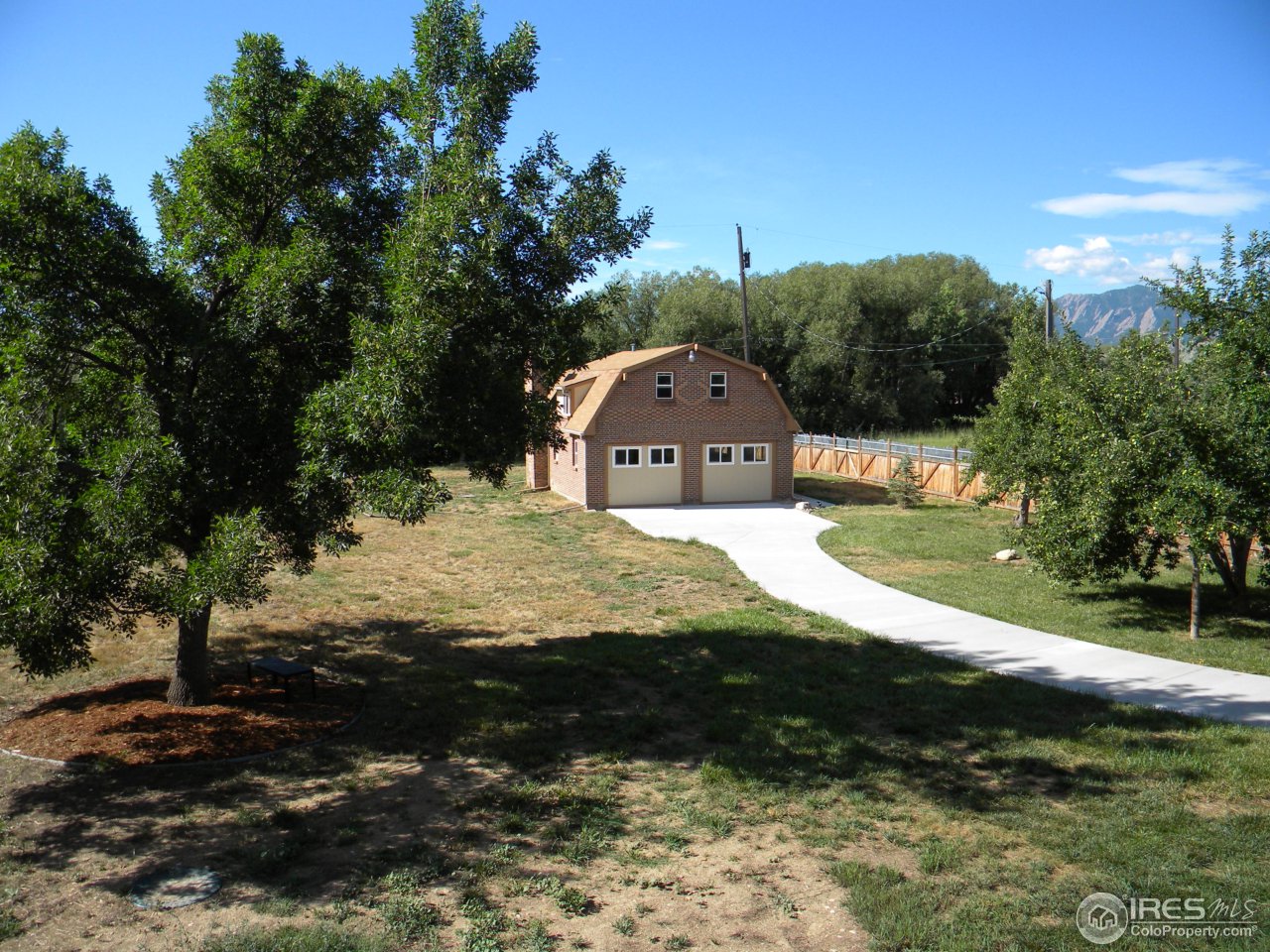 5522 Pioneer Road Boulder, CO 80301 - Photo 8 of 12 New Driveway to Studio