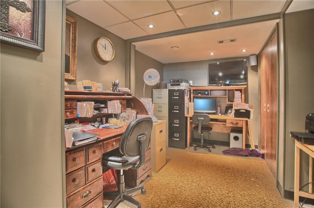 424 Winter Road New Castle, PA 16101 - Photo 14 of 20 Office space on lower level with recessed lighting