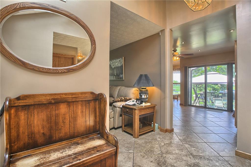 424 Winter Road New Castle, PA 16101 - Photo 4 of 20 Main level entrance