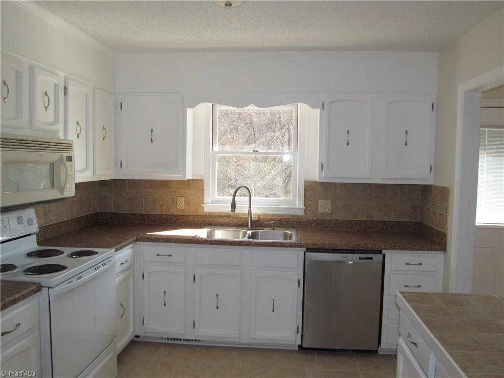 155 Whispering Creek Road King, NC 27021 - Photo 5 of 21