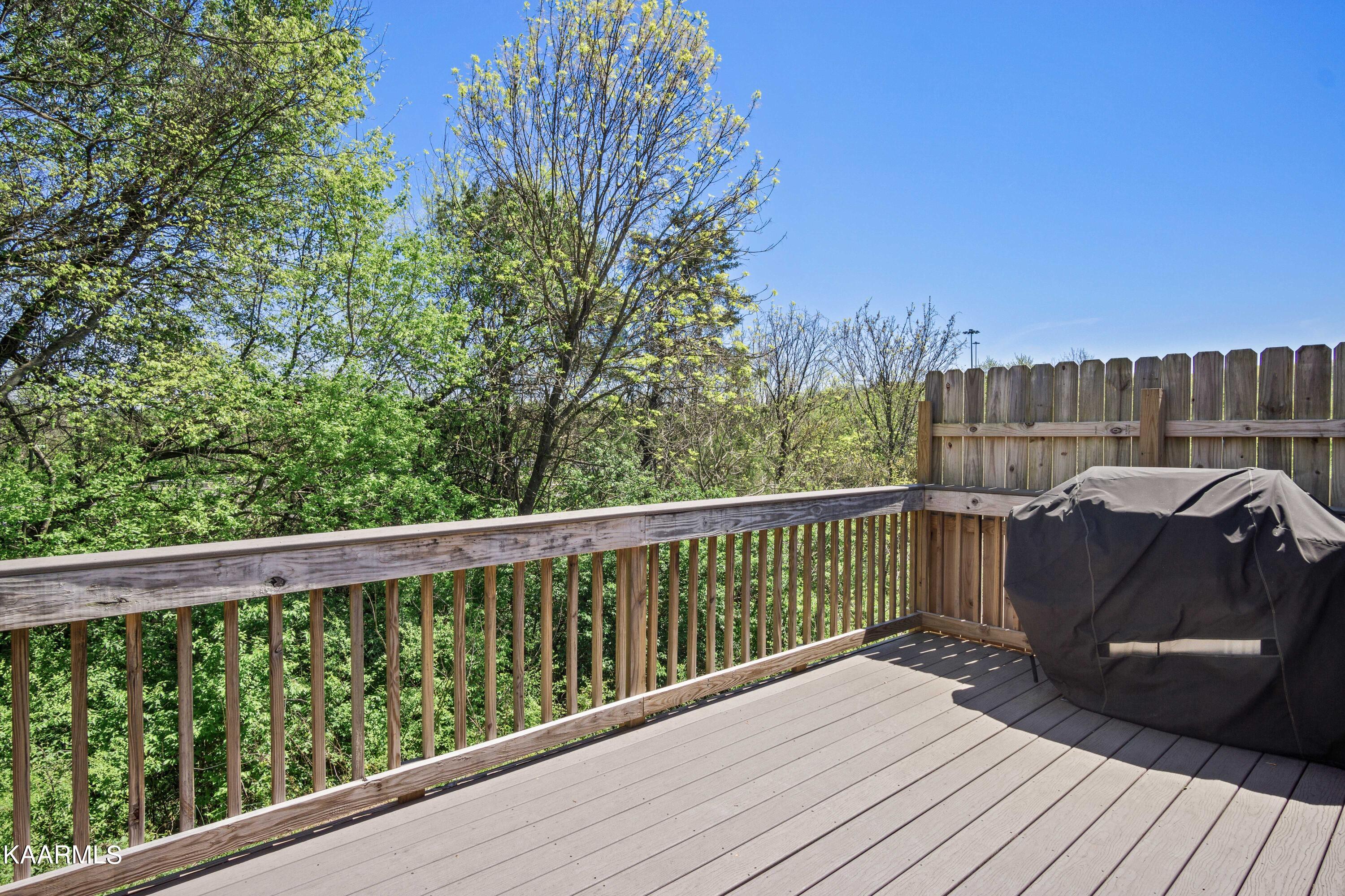900 Spring Park Road Knoxville, TN 37914 - Photo 25 of 28 deck 1