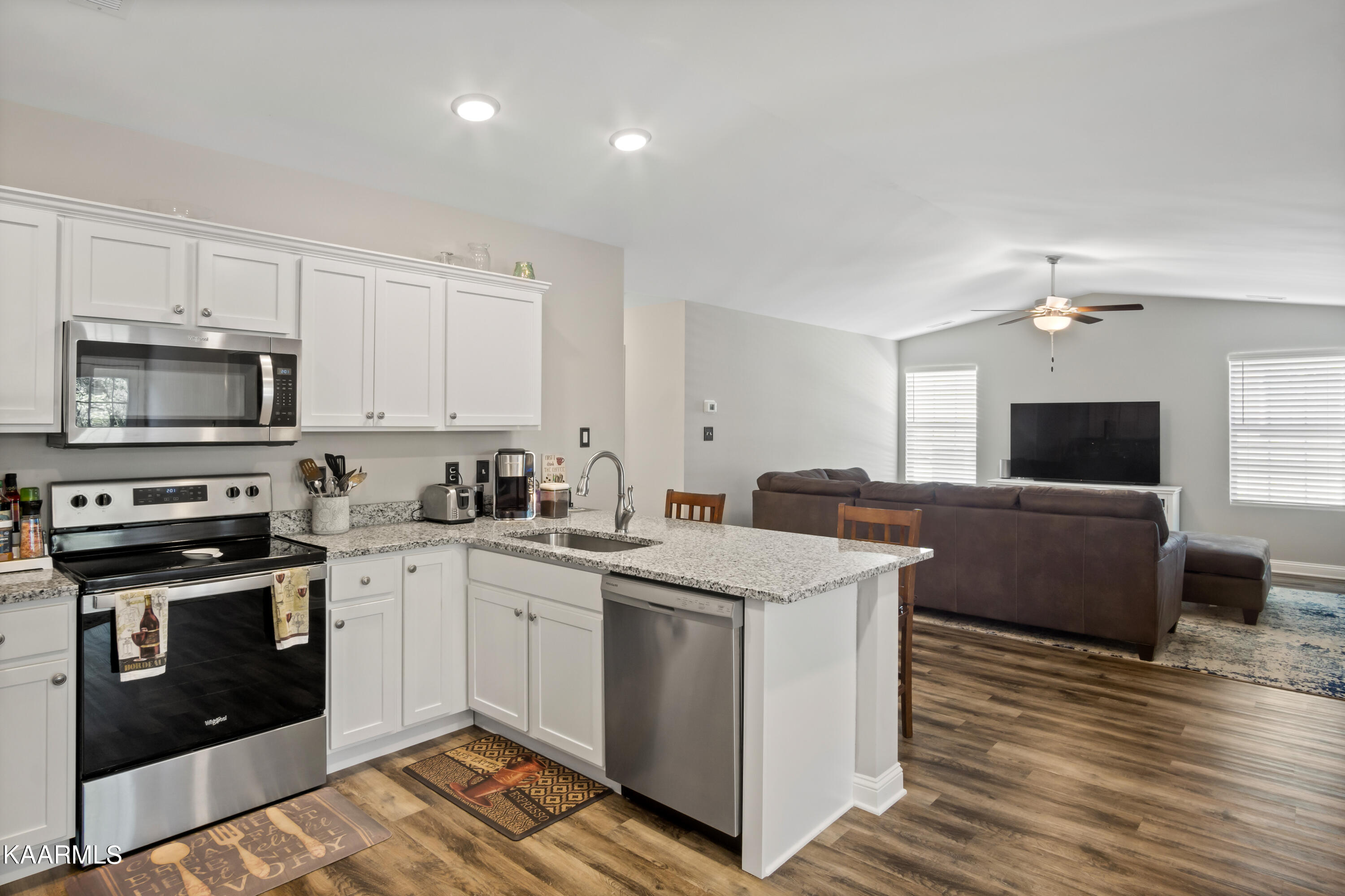 900 Spring Park Road Knoxville, TN 37914 - Photo 4 of 28 kitchen 2