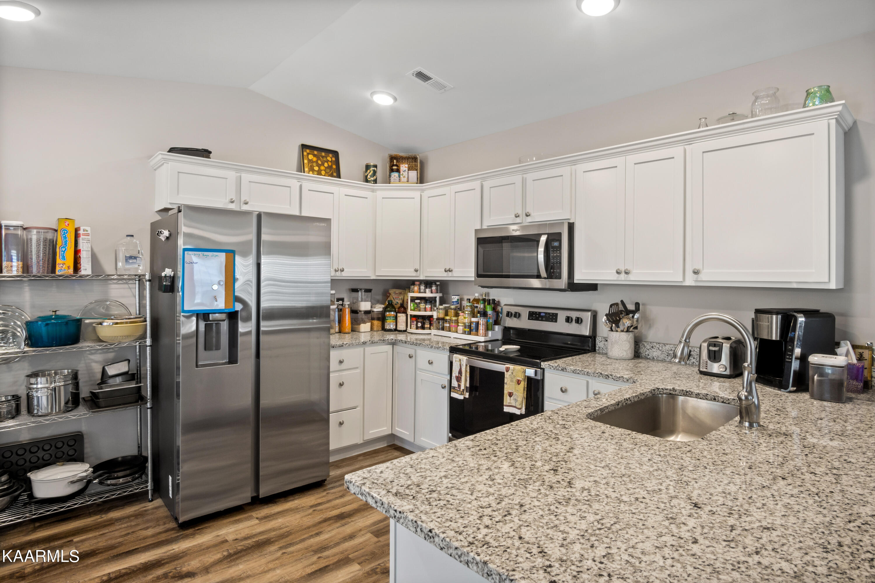 900 Spring Park Road Knoxville, TN 37914 - Photo 5 of 28 kitchen 1
