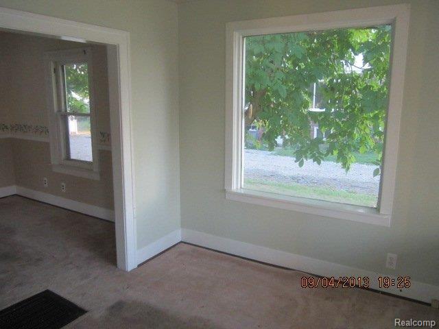16372 Frazho Road Roseville, MI 48066 - Photo 3 of 6 IMG_3405.JPG