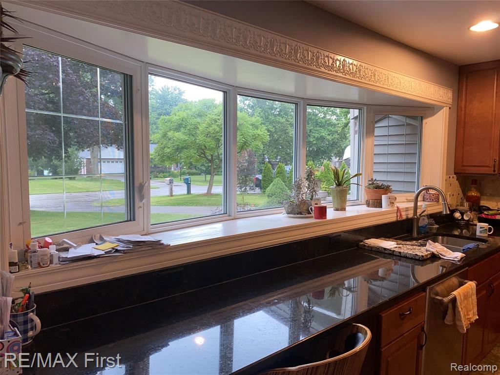 2851 Harrington Road Rochester Hills, MI 48307 - Photo 15 of 44