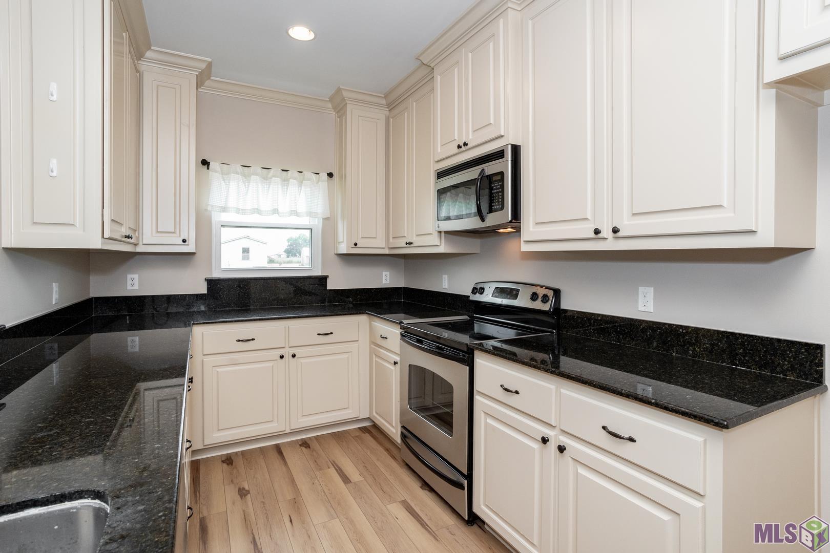 6370 Section Road Port Allen, LA 70767 - Photo 11 of 36