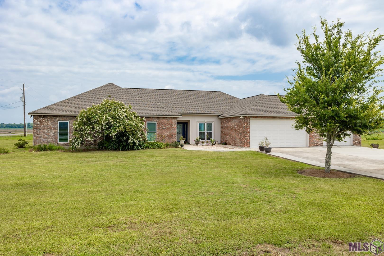 6370 Section Road Port Allen, LA 70767 - Photo 2 of 36