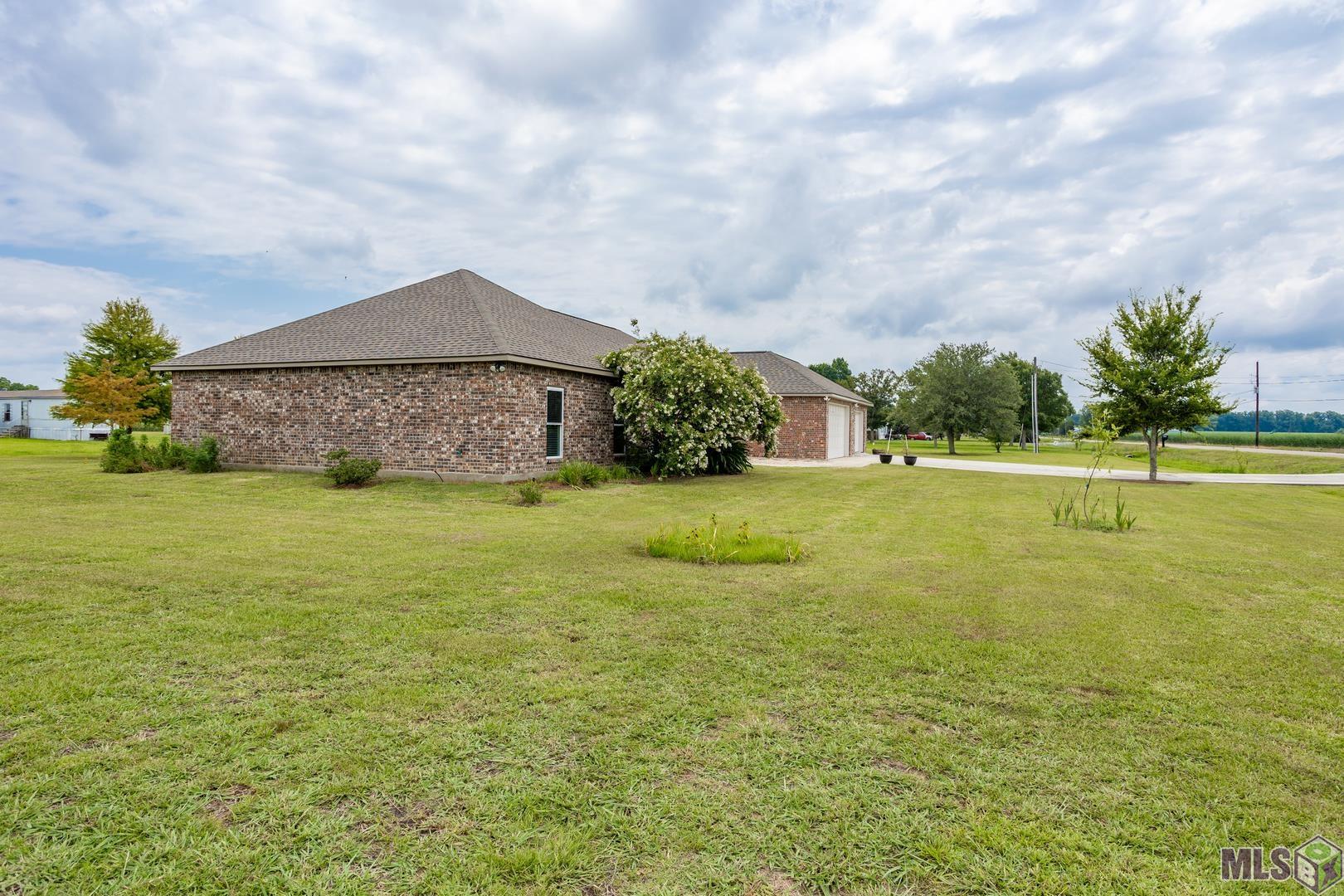 6370 Section Road Port Allen, LA 70767 - Photo 32 of 36