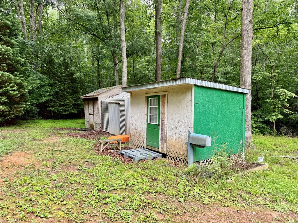 5020 Cashatt Road Trinity, NC 27370 - Photo 4 of 17