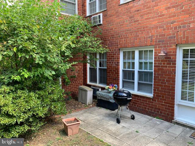 3414 Gunston Road, Unit 733 Alexandria, VA 22302 - Photo 12 of 21 Gallery Image 12