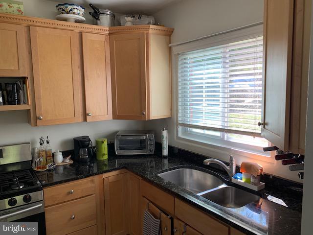 3414 Gunston Road, Unit 733 Alexandria, VA 22302 - Photo 3 of 21 Gallery Image 3