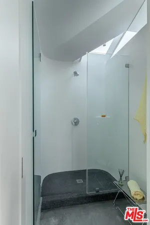 $10,000 | 1060 Nowita Place, Venice, CA 90291