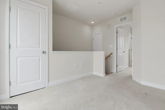 $3,500 | 16199 Columbus Avenue, Rockville, MD 20855