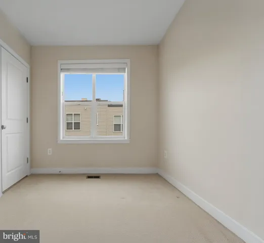 $3,500 | 16199 Columbus Avenue, Rockville, MD 20855