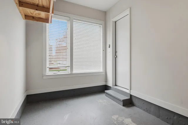 $3,500 | 16199 Columbus Avenue, Rockville, MD 20855