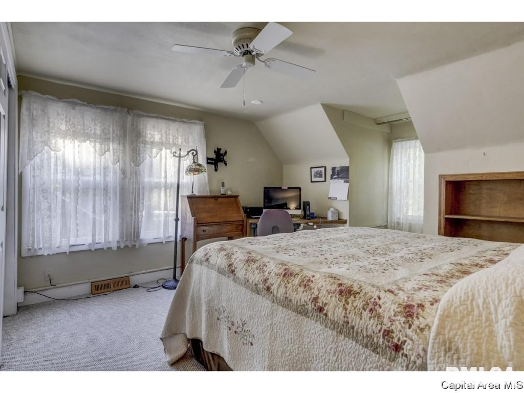 18 Hazel Lane Springfield, IL 62712 - Photo 13 of 36 Gallery Image 13