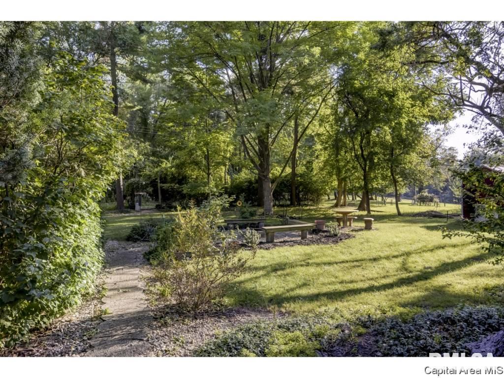 18 Hazel Lane Springfield, IL 62712 - Photo 2 of 36 Gallery Image 2