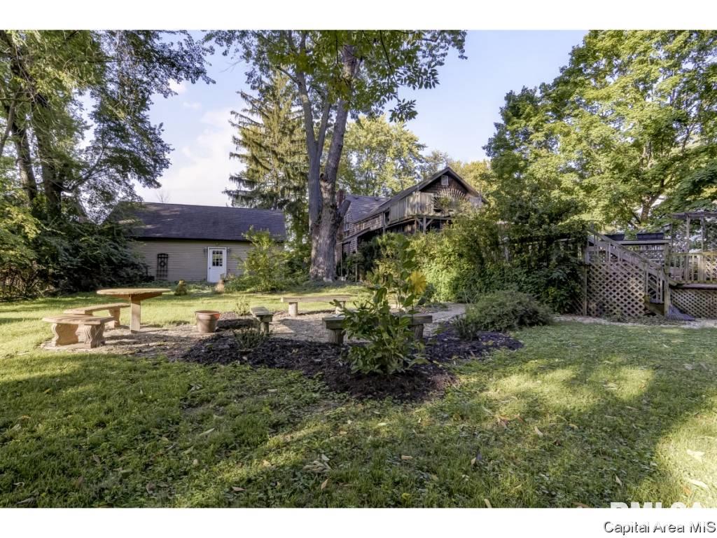 18 Hazel Lane Springfield, IL 62712 - Photo 4 of 36 Gallery Image 4