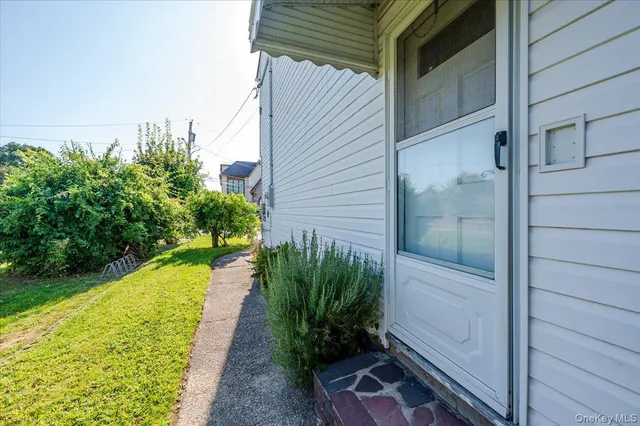 $1,200,000 | 10 Meadow Road, Inwood, NY 11096