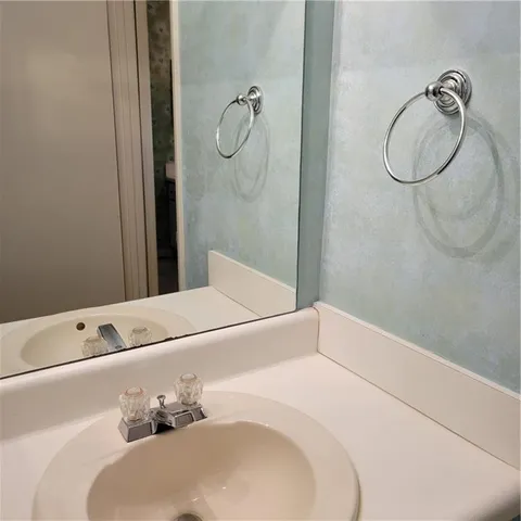 $90,000 | 7 Quail Run, Decatur, GA 30035