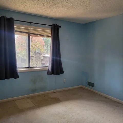 $90,000 | 7 Quail Run, Decatur, GA 30035