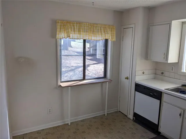 $90,000 | 7 Quail Run, Decatur, GA 30035