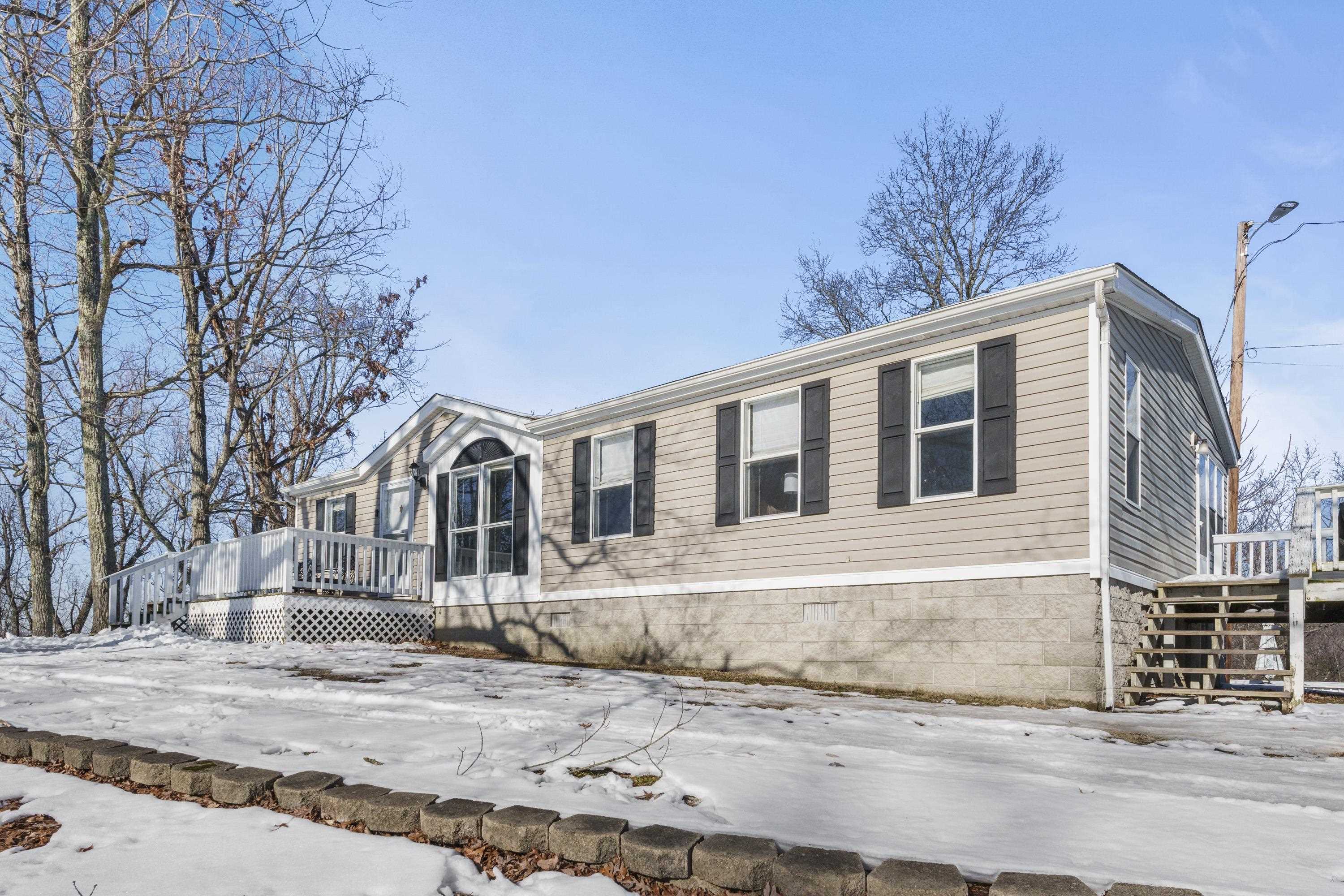 4735 Blue Ribbon Road Catlettsburg, KY 41129 - Photo 4 of 28 Gallery Image 4