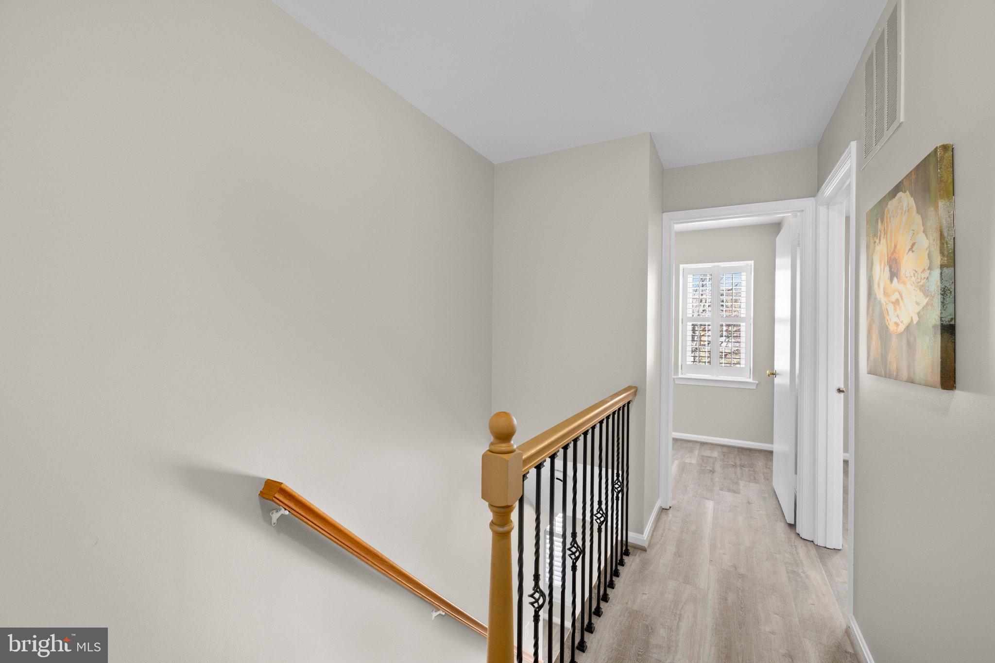 6300 Glenbard Road Burke, VA 22015 - Photo 38 of 53 upper level hallway