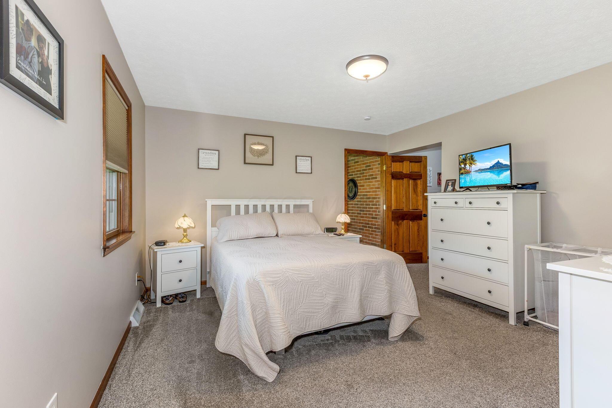 1030 Rhoda Lane Northeast Lancaster, OH 43130 - Photo 23 of 61 primary 1