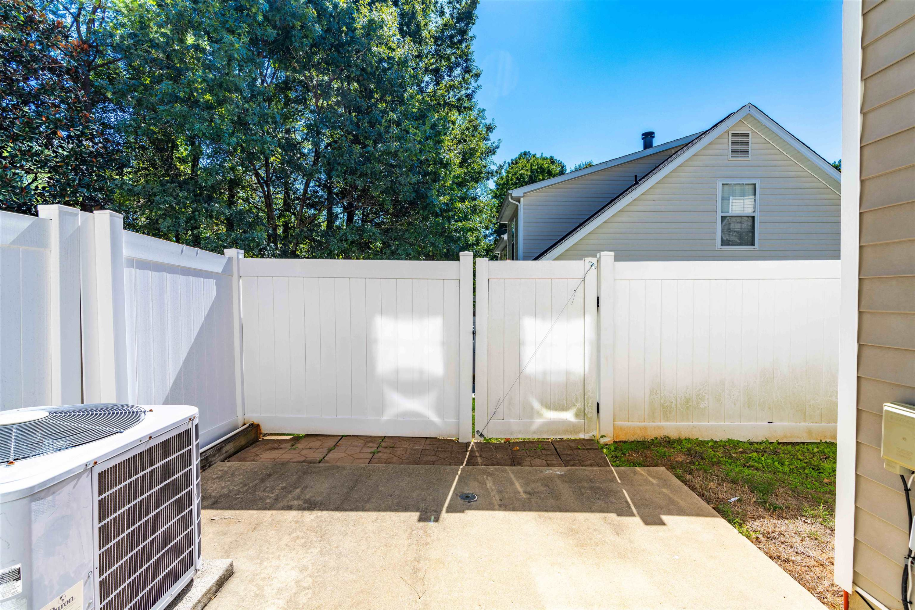 807 Rothshire Court Raleigh, NC 27615 - Photo 23 of 25 Patio