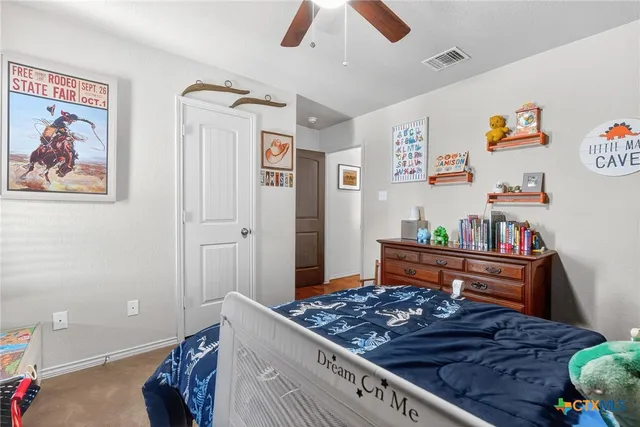 a bed room with a bed