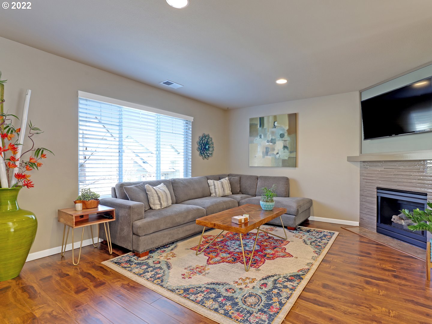 13362 Southwest Alpine View Tigard, OR 97224 - Photo 2 of 25 Gallery Image 2