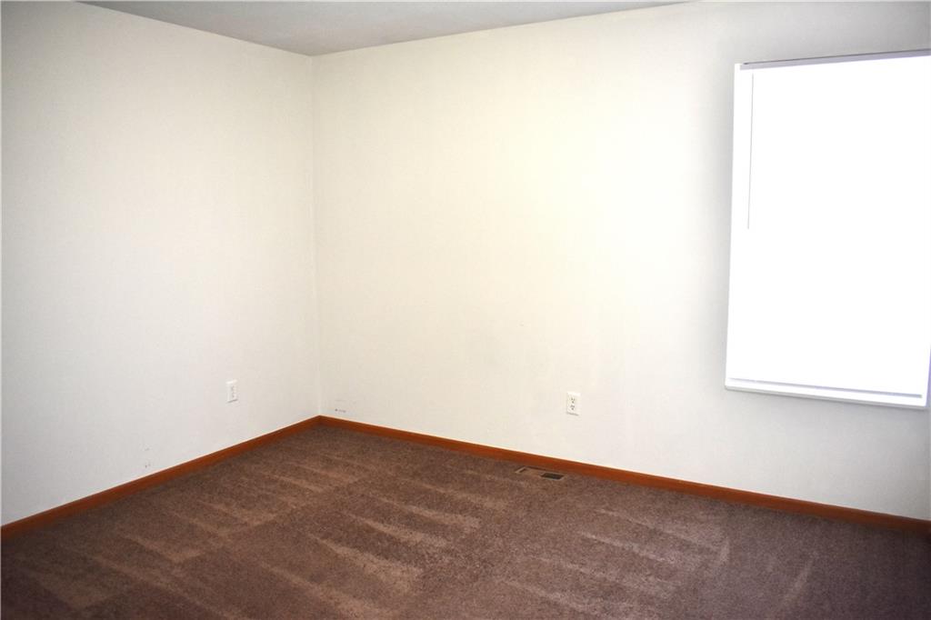 11789 Ridgeway Drive St. Joseph, MO 64505 - Photo 12 of 21