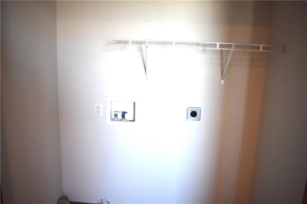 11789 Ridgeway Drive St. Joseph, MO 64505 - Photo 8 of 21