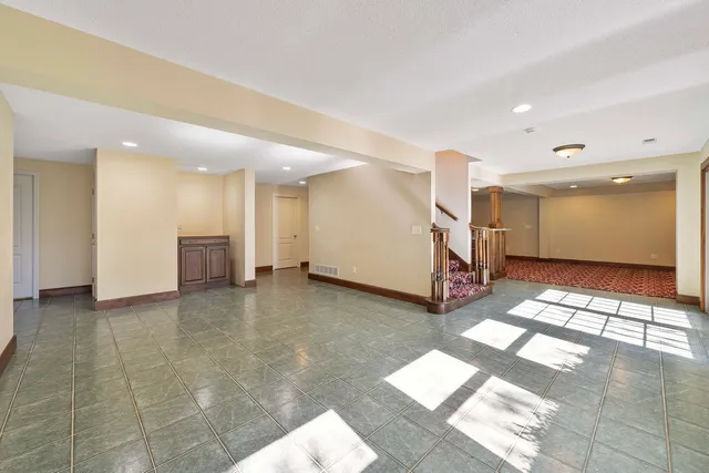 $539,000 | 3211 Leafy Lane, Bloomington, IL 61704