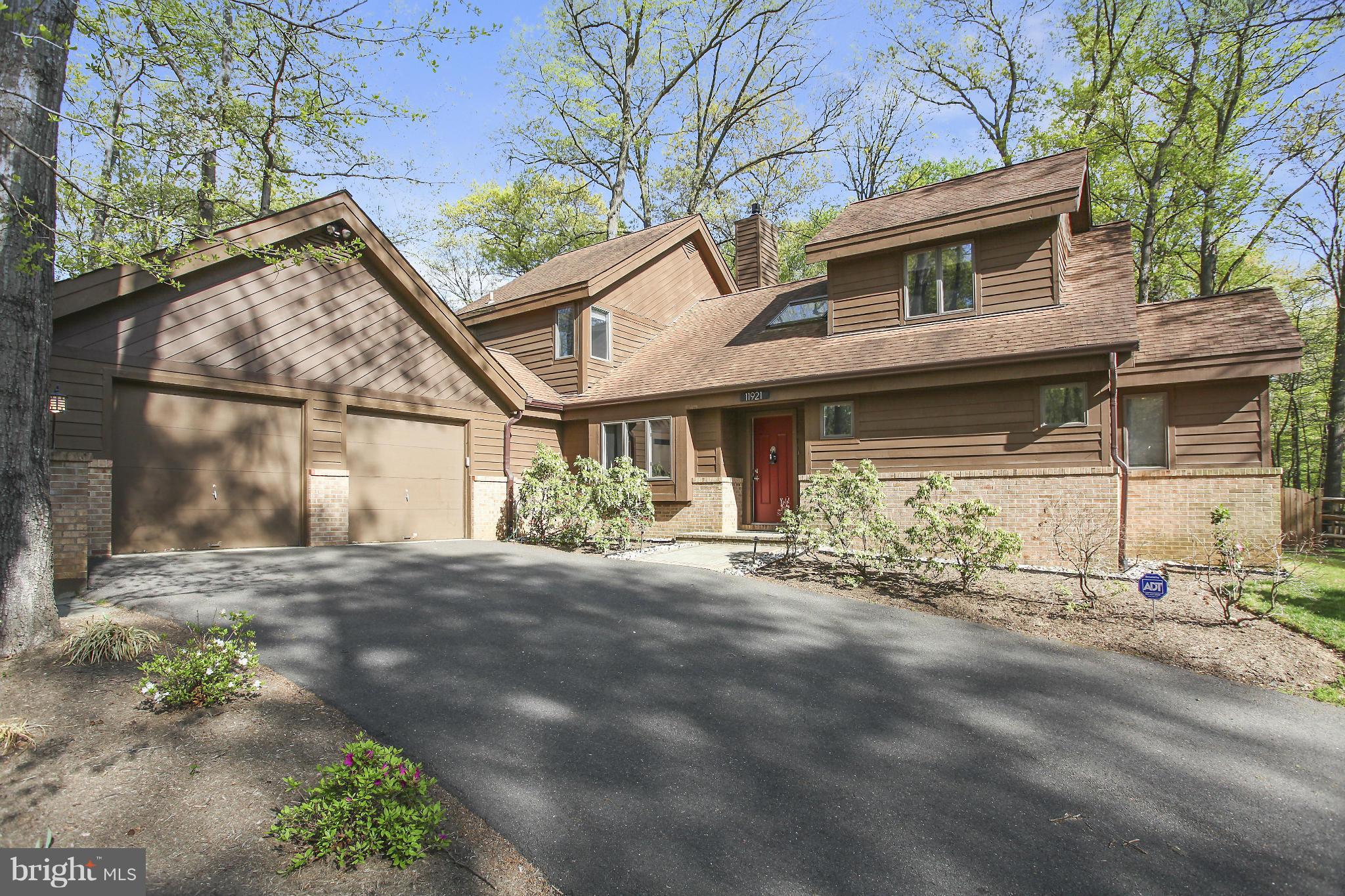 11921 State Rte 4707 Reston, VA 20191 - Photo 1 of 28 Exterior (Front)