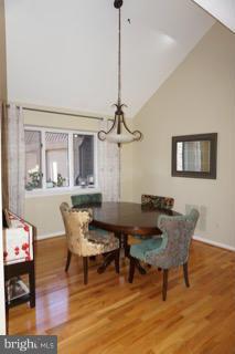 11921 State Rte 4707 Reston, VA 20191 - Photo 4 of 28 Dining Room