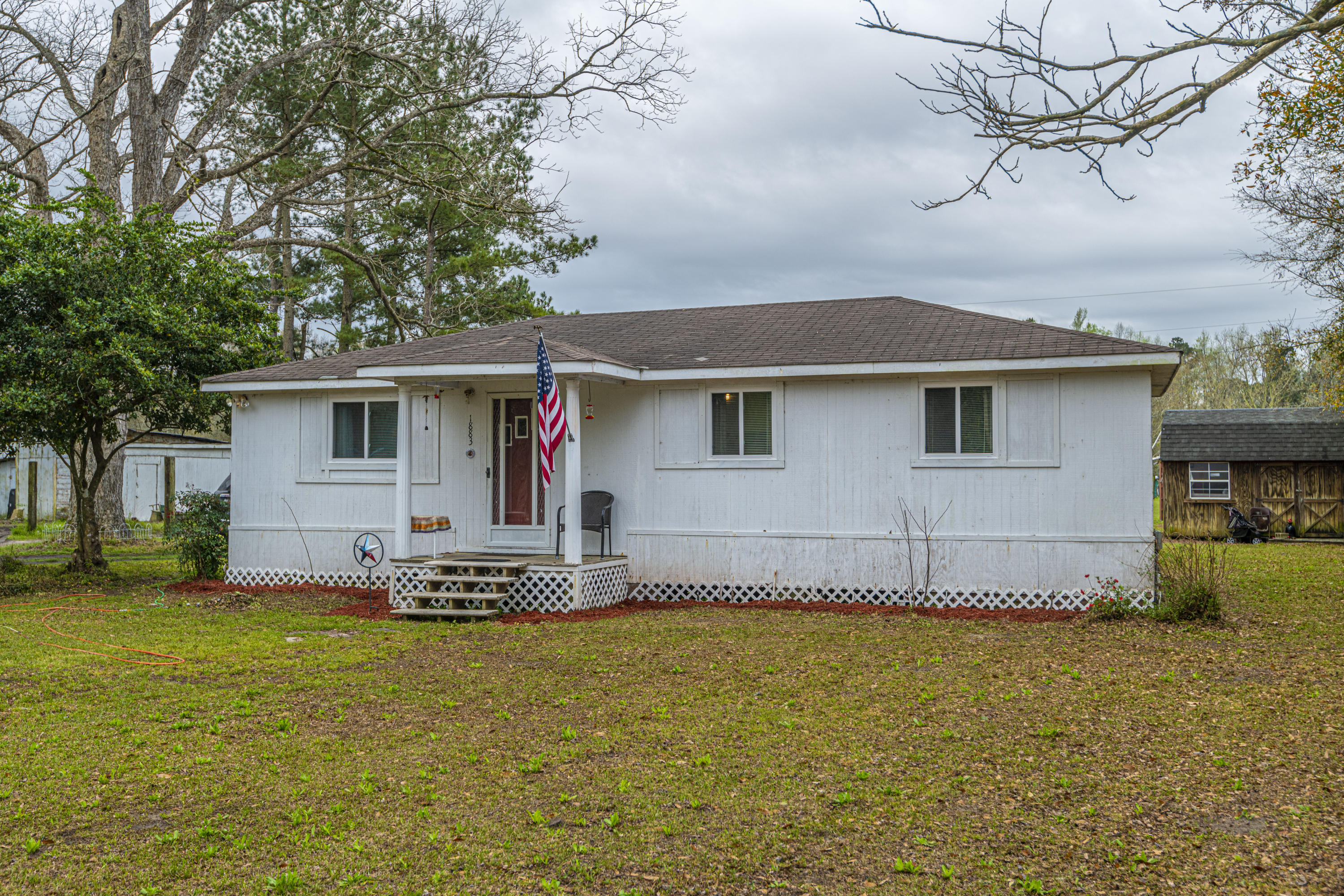 1883 Fish Road Ridgeville, SC 29472 - Photo 2 of 37 DSC_9054