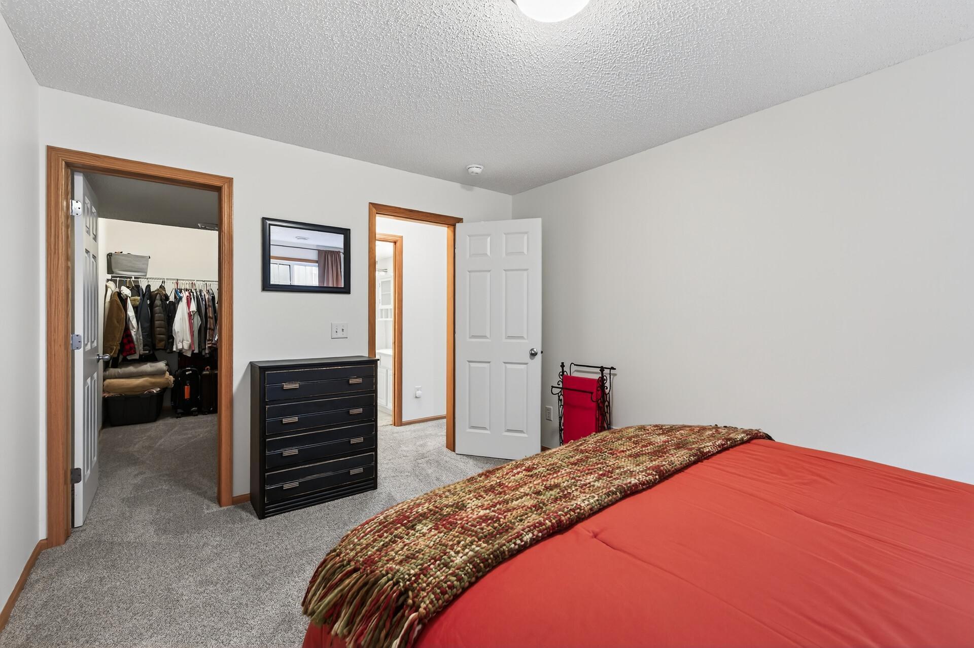 9767 Picket Drive Eden Prairie, MN 55347 - Photo 24 of 32