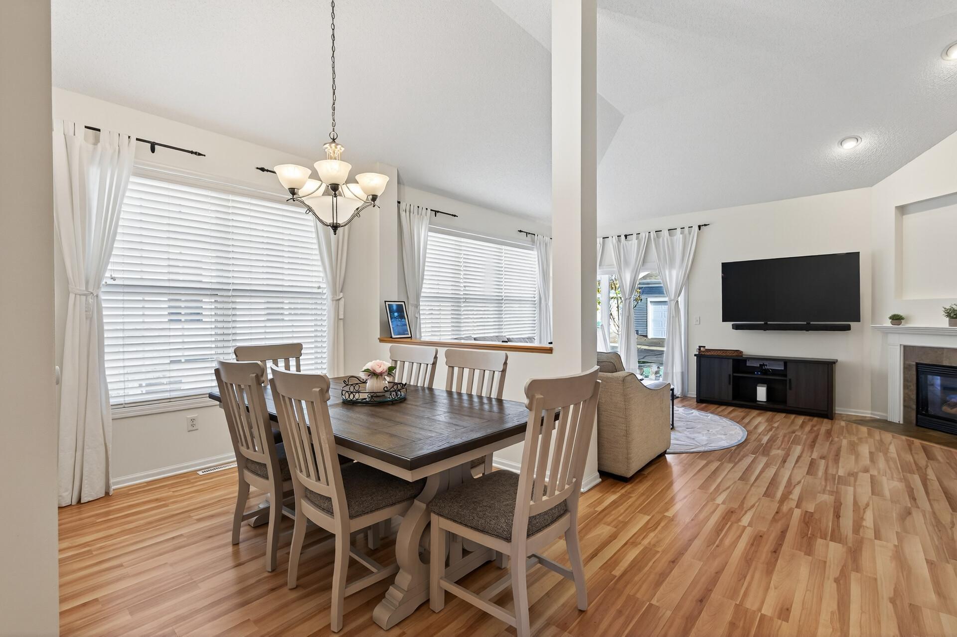 9767 Picket Drive Eden Prairie, MN 55347 - Photo 10 of 32