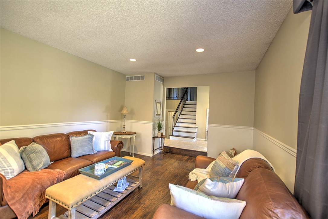 4499 Lawson Drive Decatur, IL 62526 - Photo 7 of 32